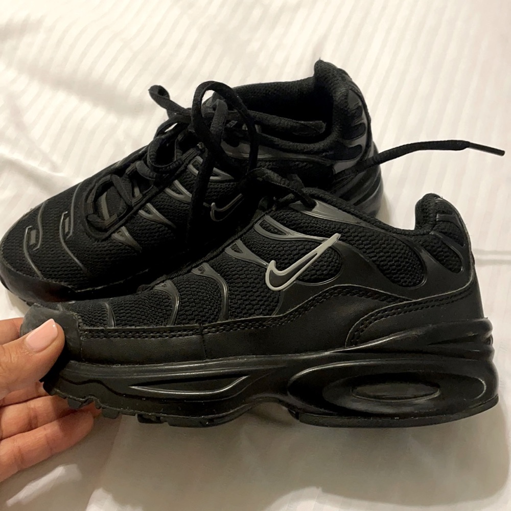Boys Air Max plus